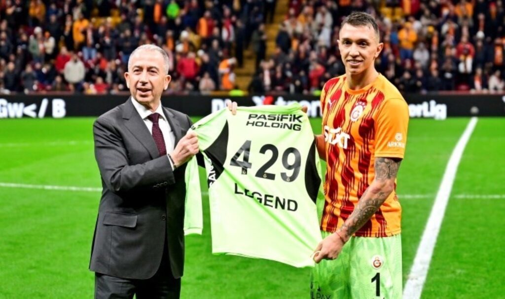 metin ozturkten hakem tepkisi o bile penalti dedi qL6Izsib