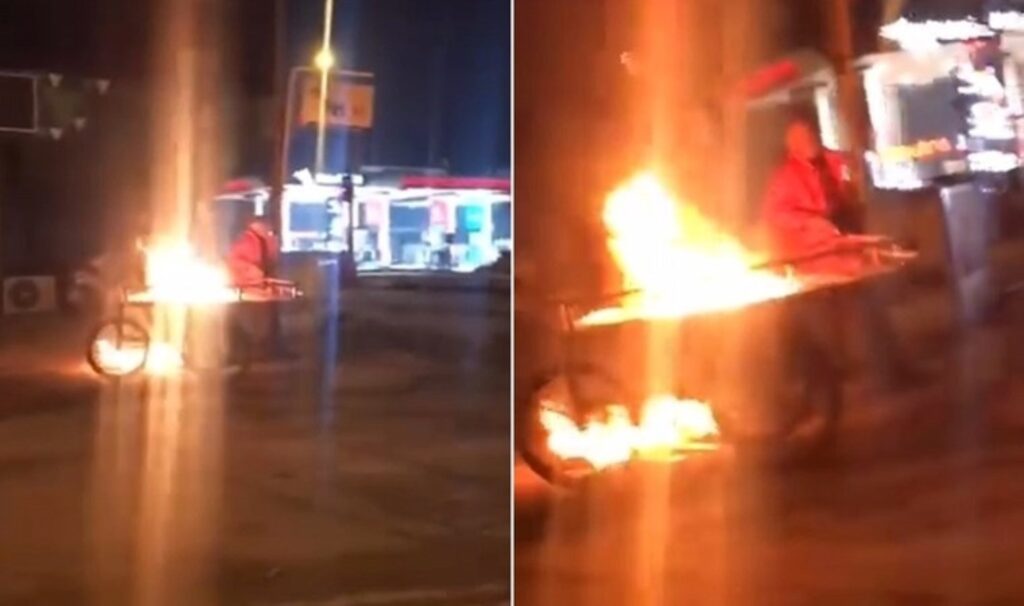 meyve sattigi seyyar tezgahini atese verdi ZQehllm9