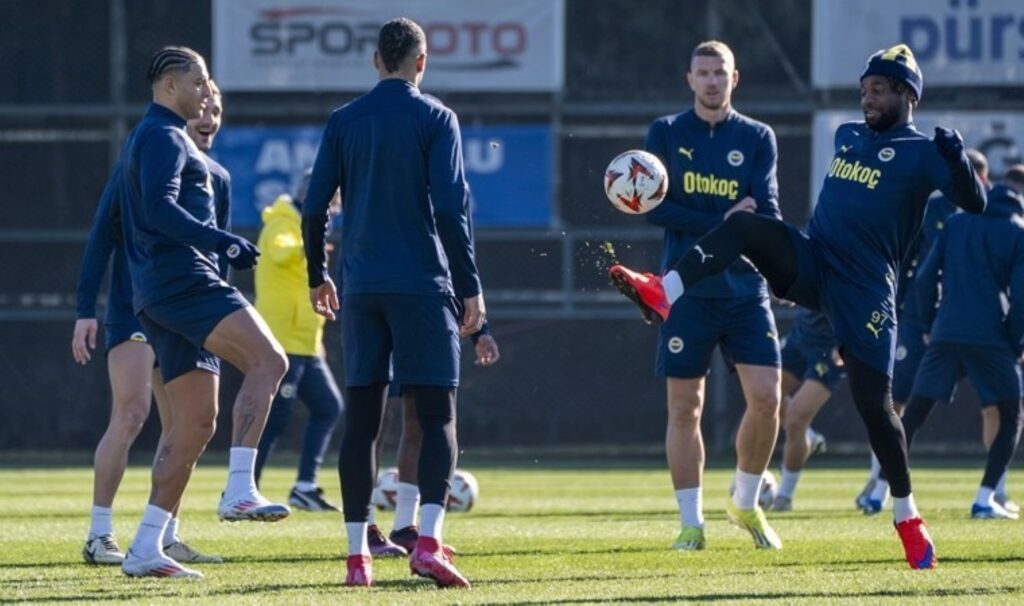 midtjylland maci kamp kadrosu aciklandi fenerbahcede 11 eksik yHJei3Mh
