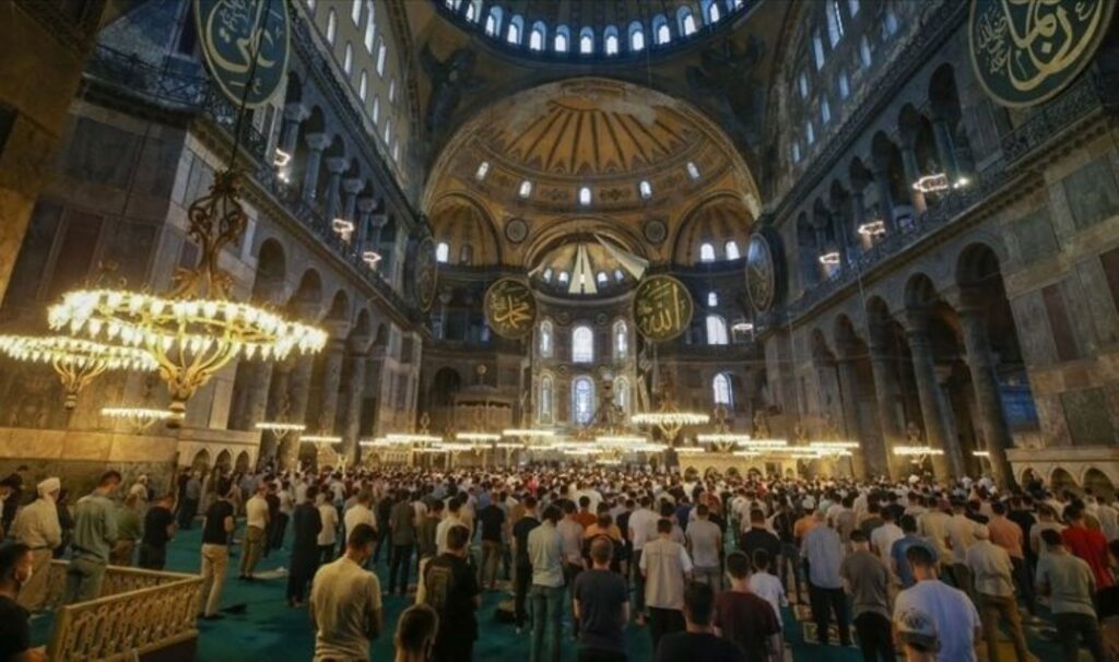 Miraç Kandili nedir? Miraç Kandili ne zaman? Miraç Kandilinde hangi ibadetler yapılır? 2 mirac kandili nedir mirac kandili ne zaman mirac kandilinde hangi ibadetler yapilir SYnismcn