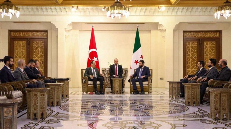 mit baskani ibrahim kalin samda colani ile bir araya geldi 0 ENNuUED2