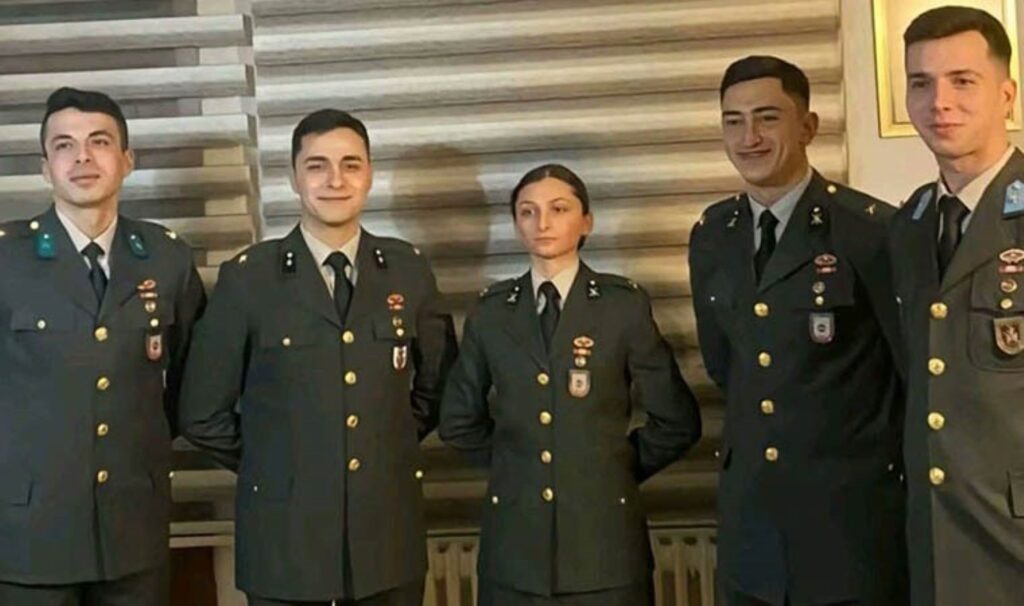 ‘Mustafa Kemal’in askerleriyiz’ sözleriyle yemin eden teğmenler ihraç edilmişti: Bundan sonra ne olacak? 6 mustafa kemalin askerleriyiz sozleriyle yemin eden tegmenler ihrac edilmisti bundan sonra ne olacak YKrNqv4j