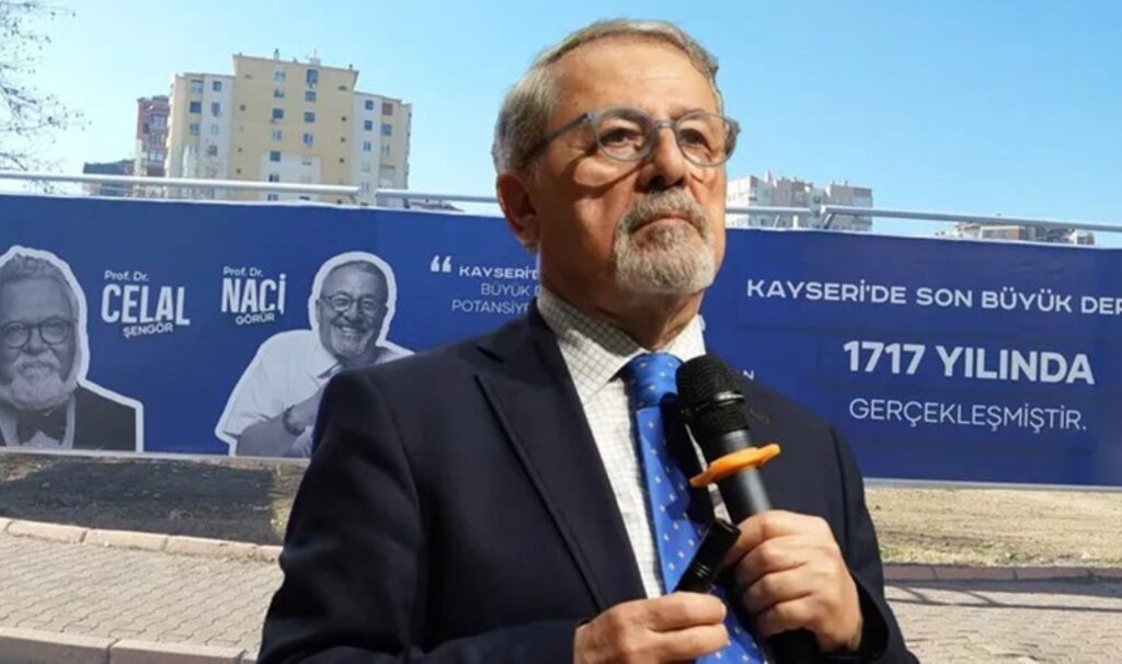 naci gorur o reklami gorunce cileden cikti celal sengorunkini bilmem ama yazilan soz bana 2a9pj2nH