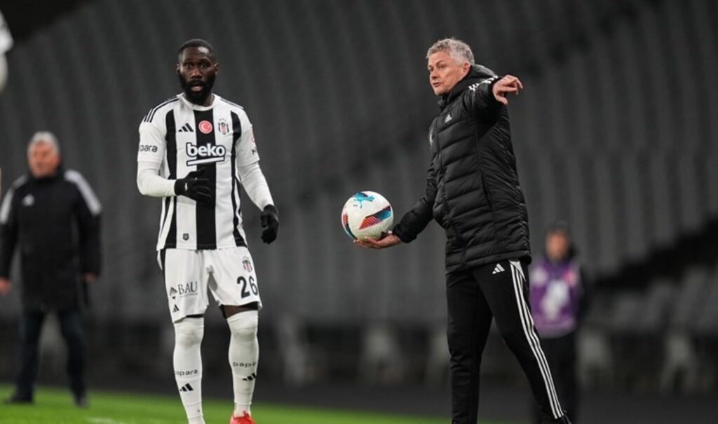 Ole Gunnar Solskjaer'den transfer yanıtı: 'Realist davranmalıyız' 2 ole gunnar solskjaerden transfer yaniti realist davranmaliyiz kP8v6A1W