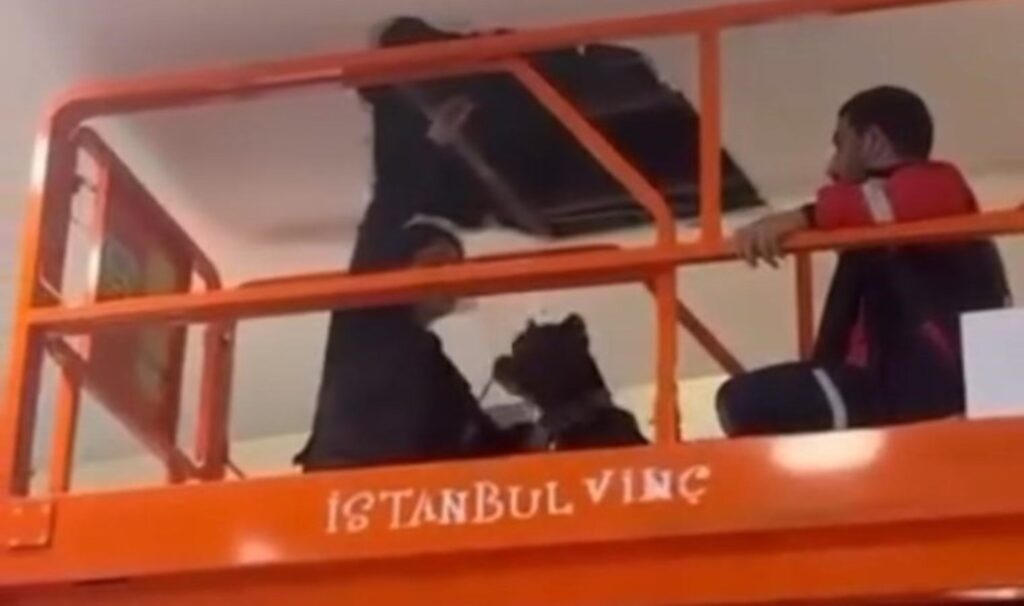 polis avm havalandirmasinda hirsizi aradi aZ1u8TOT
