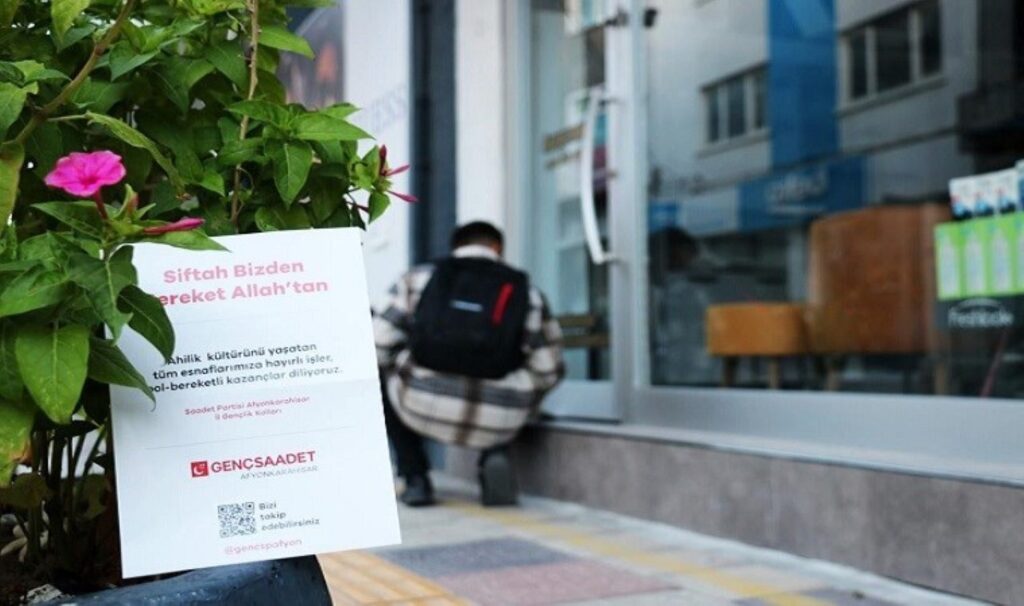 saadet partisinden esnafa destek hamlesi siftah parasi ubZCewQn