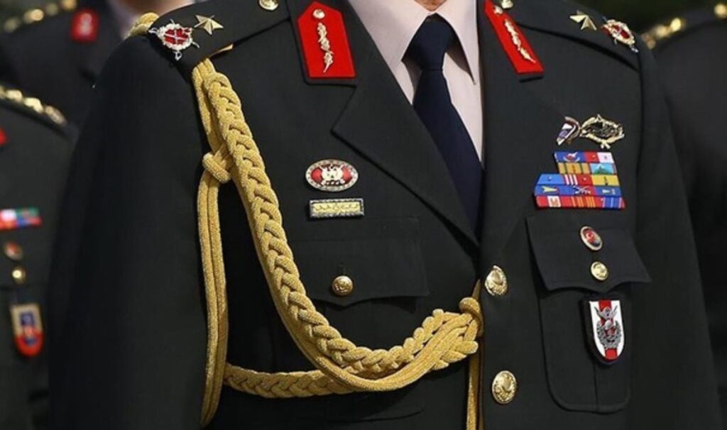 Silahlı kuvvetlerden ayırma cezası nedir? TSK disiplin kanuna göre ayırma cezası kimlere verilir? 5 silahli kuvvetlerden ayirma cezasi nedir tsk disiplin kanuna gore ayirma cezasi kimlere verilir 2VNPKBxF
