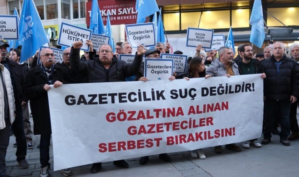 sol parti izmir ozgur basin susturulamaz BMEsUlEu