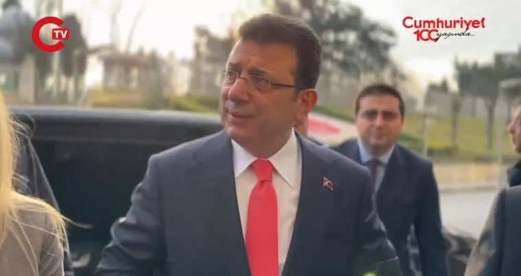 son dakika ekrem imamoglunun ifade islemi sona erdi adliye onunde polis mudahalesi cumhuriyet caglayandan 1JwtInpu