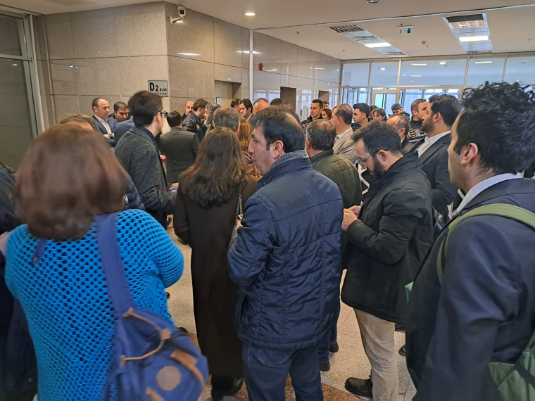son dakika istanbul barosu yonetim kurulu uyesi epozdemir tutuklandi kendi iradesini orgut iradesine terk