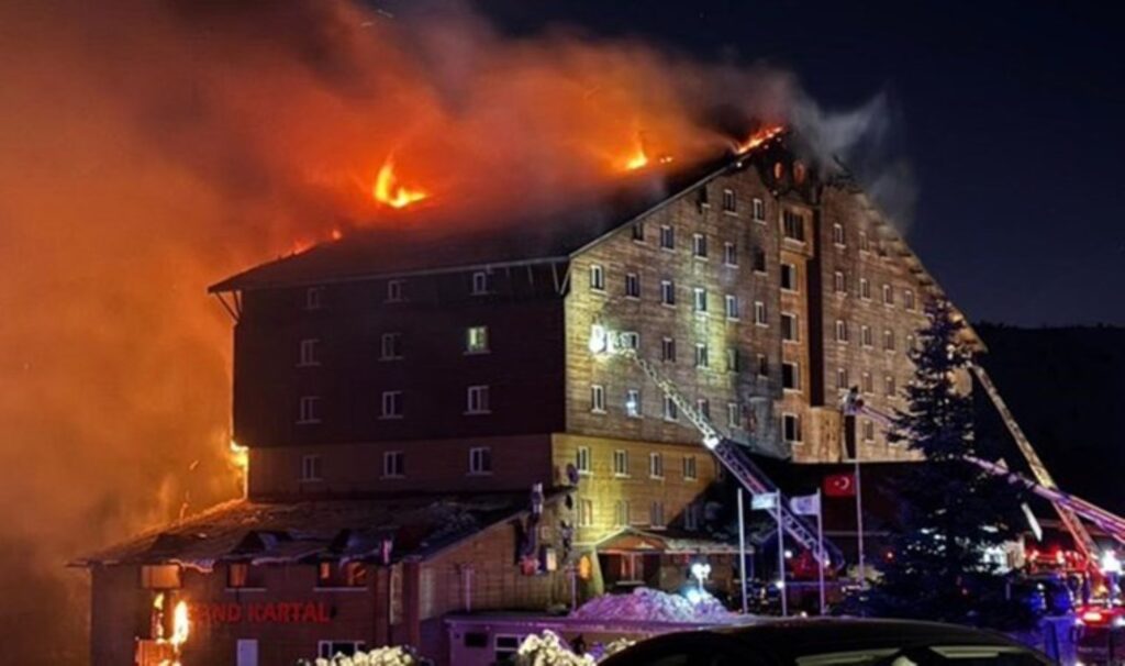 sosyal medyada gundem oldu kartalkayadaki otel yangininda hayatini kaybedenlerin ailelerini arayip hakaret ettiler kufurler XSjVOgtg