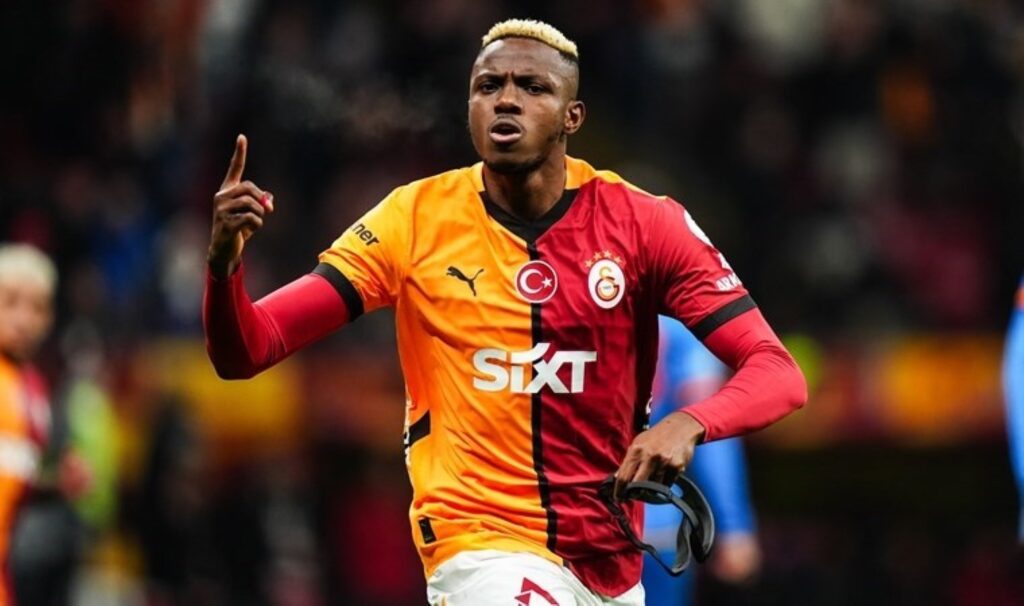 sportif direktor transferde israrci italyan devinden victor osimhen plani pnyzuZAn