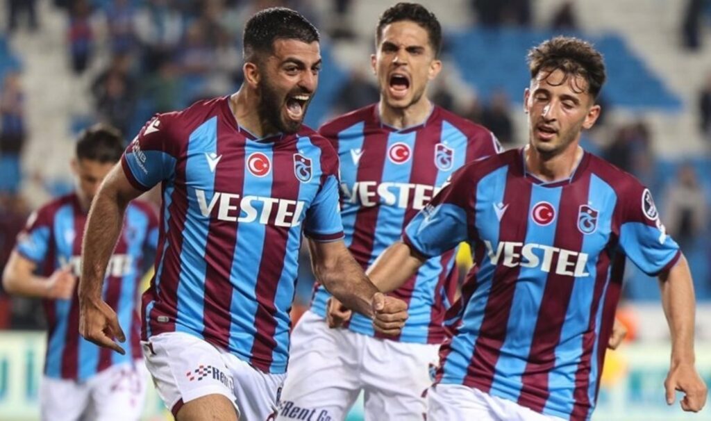 Trabzonspor ile yolları ayırmıştı: Umut Bozok'un yeni adresi belli oldu! 1 trabzonspor ile yollari ayirmisti umut bozokun yeni adresi belli oldu k2Vi1Npz