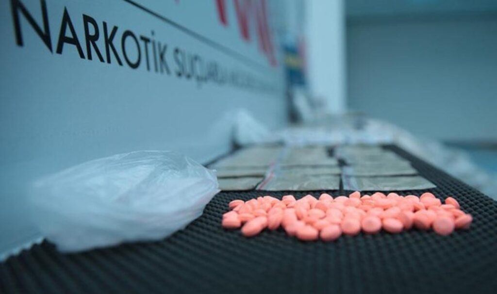 vanda ekiplerden uyusturucu operasyonu tam 55 kilo MATVCiZN