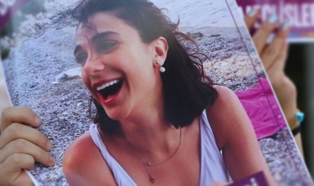 Yargıtay'ın 'Pınar Gültekin' kararı tepki çekti: Ailenin avukatı Rezan Epözdemir'den açıklama! 8 yargitayin pinar gultekin karari tepki cekti ailenin avukati rezan epozdemirden aciklama Y6FZjJ51
