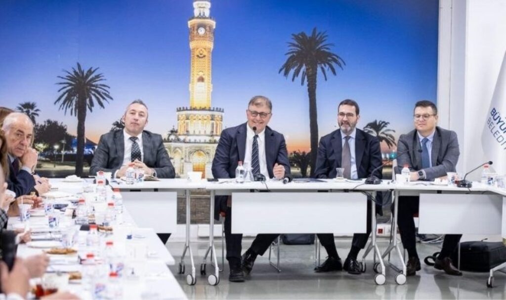 Yeni nesil troleybüsler için pilot bölge Karşıyaka olacak 1 yeni nesil troleybusler icin pilot bolge karsiyaka olacak EkzA37Qy