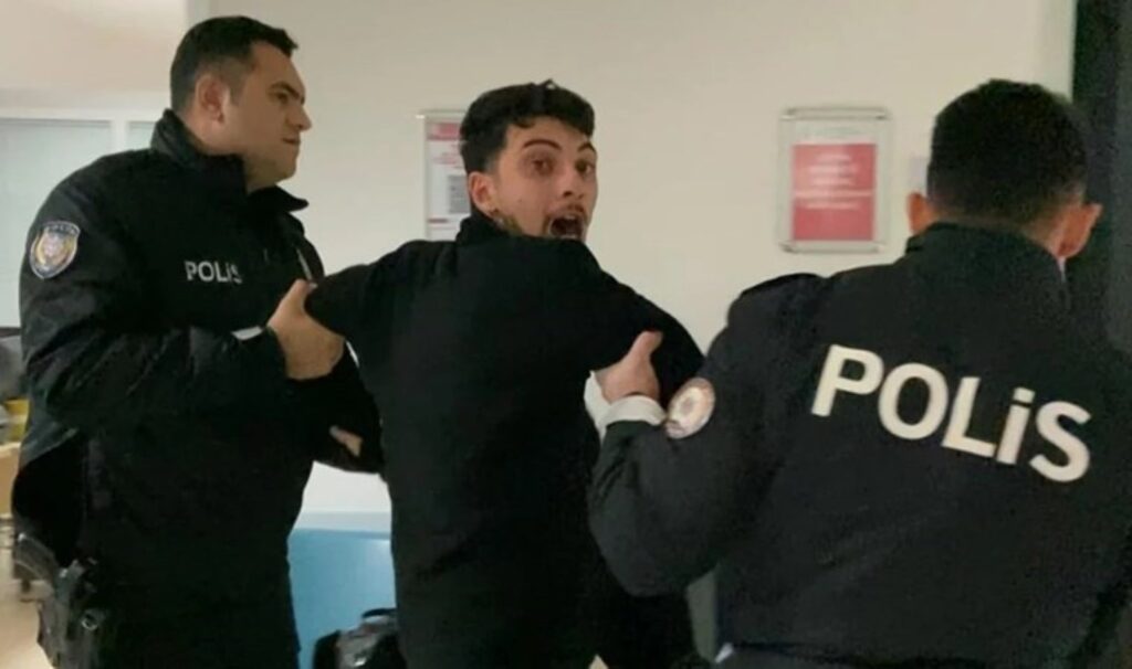 2 hakimin aracına çarptı: Kaçarken otogarda yakalandı 3 2 hakimin aracina carpti kacarken otogarda yakalandi j38mtued