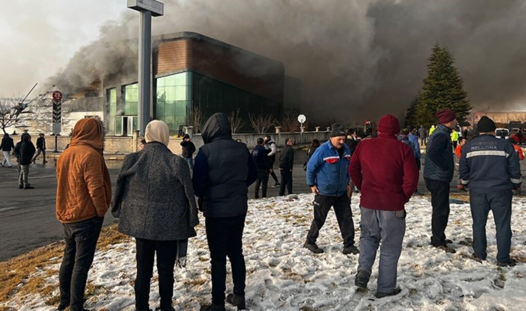3 işçi ölmüştü... Kayseri'deki yangın faciasında fabrika müdürünün ifadesi ortaya çıktı 5 3 isci olmustu kayserideki yangin faciasinda fabrika mudurunun ifadesi ortaya cikti iUATwFRU