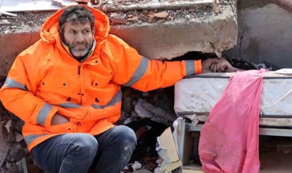 6 Şubat depremlerinin 2. yılı: Ünlü isimler acılarını sosyal medyadan paylaştı 4 6 subat depremlerinin 2 yili unlu isimler acilarini sosyal medyadan paylasti tM4NJ72F