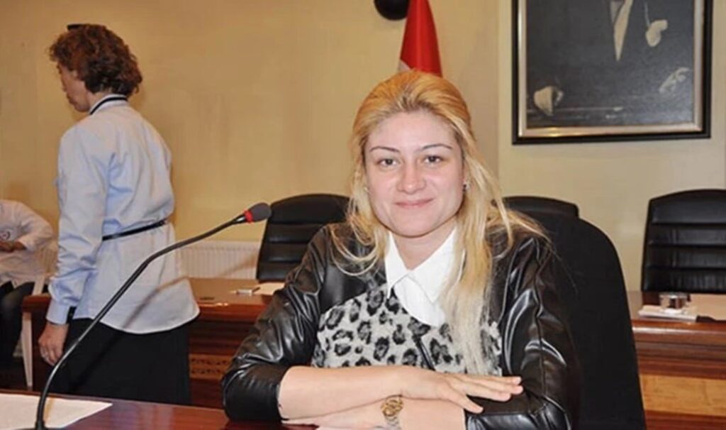 akp istanbul yonetimine demiroren de girdi DcPtITzh