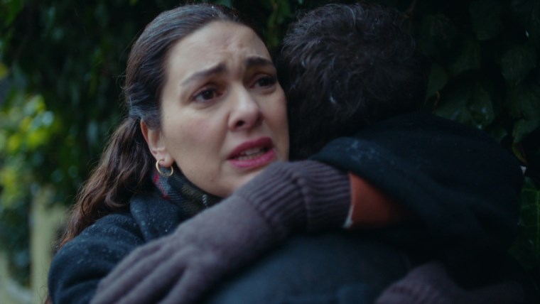 annem ankarada sezen aksunun ferdi tayfura ithafen okudugu bana sor sarkisi ilk kez yayinlandi bQRQJRsJ