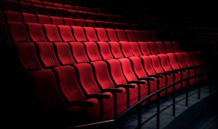 benjamin brittenin basyapitlarindan idob kotulugun dongusu operasini sahneleyecek HTilpYua