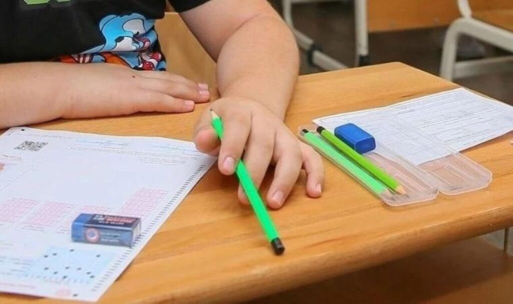 Bursluluk sınavı başvuruları ne zaman? 2025 MEB İOKBS başvurusu nasıl yapılır? 3 bursluluk sinavi basvurulari ne zaman 2025 meb iokbs basvurusu nasil yapilir KDAHtJ3k