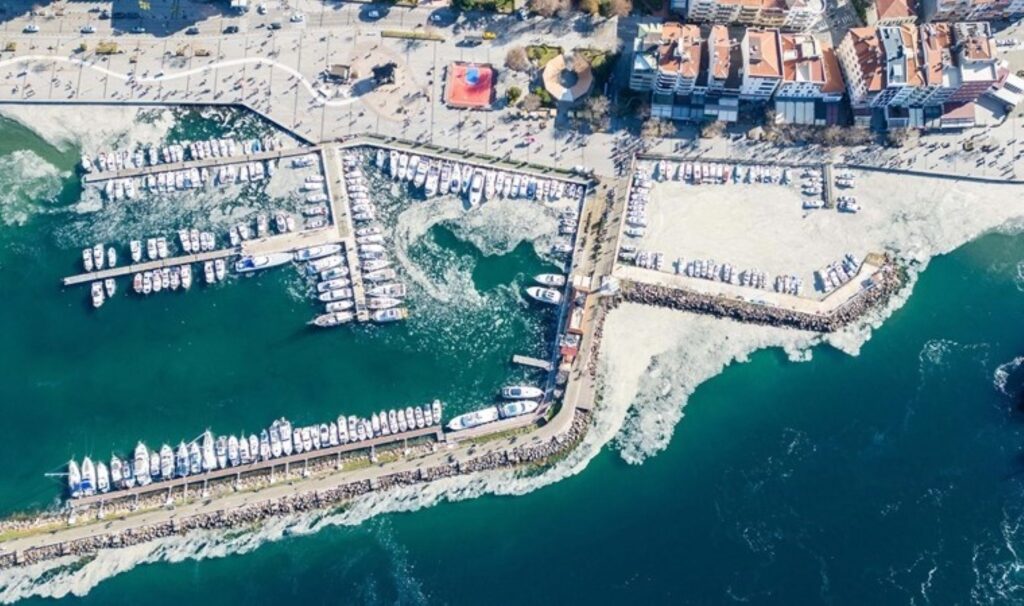 Çanakkale Boğazı'nda müsilaj alarmı! 1 canakkale bogazinda musilaj alarmi nJa9y61x