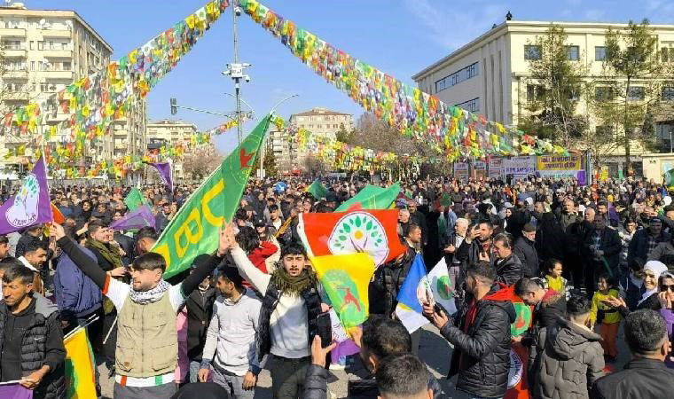DEM Parti, Diyarbakır İl Emniyet Müdürlüğü hakkında suç duyurusunda bulundu! 7 dem parti diyarbakir il emniyet mudurlugu hakkinda suc duyurusunda bulundu MvgcUJys