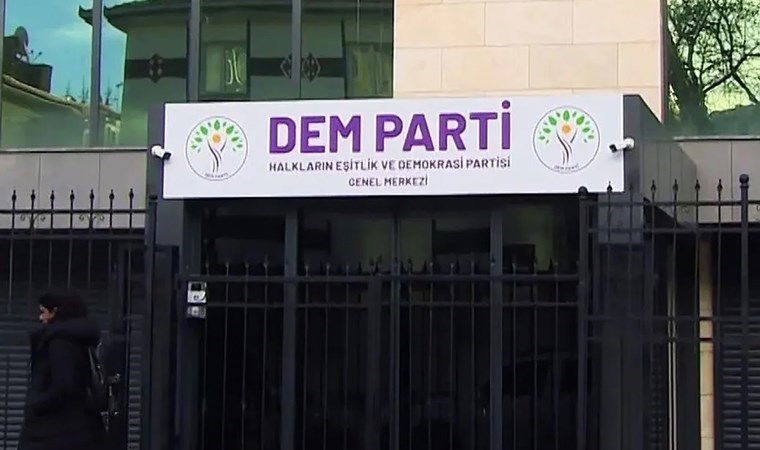 DEM Parti'den sonuç bildirgesi! Öcalan ile ilgili 'şartları' açıkladılar: 'Anayasa değişikliği' talebi dikkat çekti 1 dem partiden sonuc bildirgesi ocalan ile ilgili sartlari acikladilar anayasa degisikligi talebi dikkat cekti i2bPsIjd
