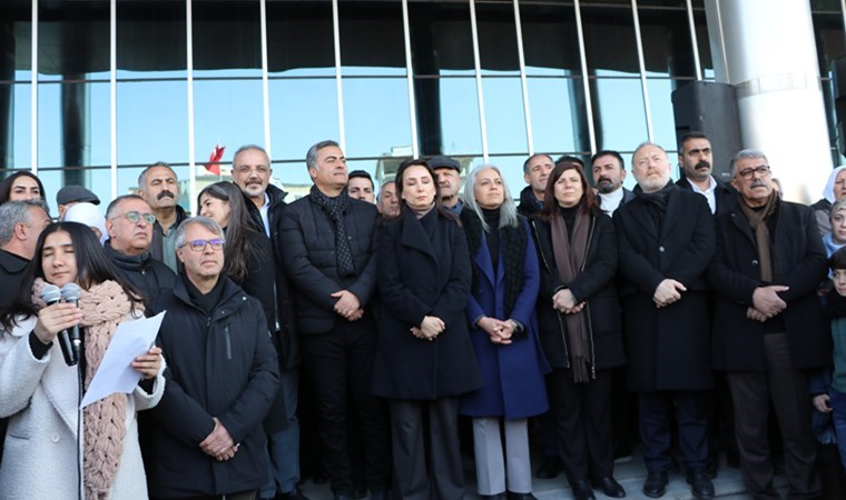 demli hatimogullarindan iktidara ey saray ey erdogan karar ver 1 BzIQSYPS