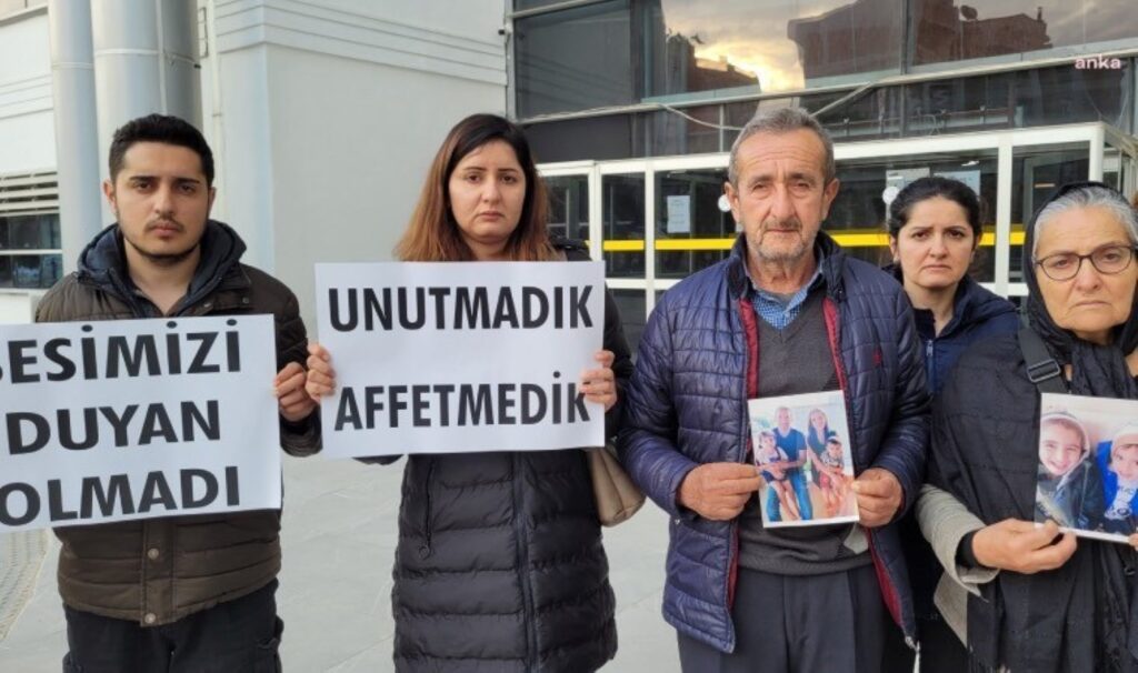 Depremde 36 kişiye mezar olan Zekiye Kırat Apartmanı davası... Mağdur aileler: “Sanıkların rahat rahat gezmelerine isyan ediyorum” 5 depremde 36 kisiye mezar olan zekiye kirat apartmani davasi magdur aileler saniklarin rahat rahat w68ZBSUJ