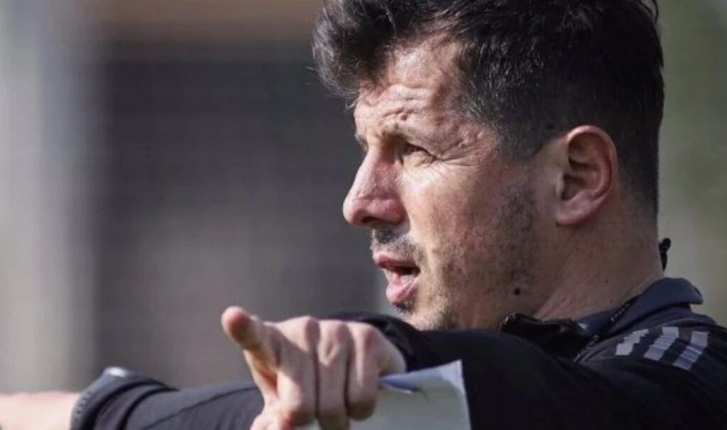 Emre Belözoğlu: "Hedefimiz alttaki 4'lüyle arayı açmak" 1 emre belozoglu hedefimiz alttaki 4luyle arayi acmak OCWiycRW