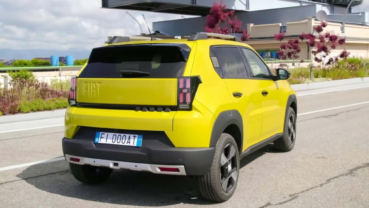 Fiat Grande Panda Türkiye'ye geliyor: Hibrit ve elektrikli motor seçenekleri... 13 fiat grande panda turkiyeye geliyor hibrit ve elektrikli motor secenekleri 12 aIkBjwHD