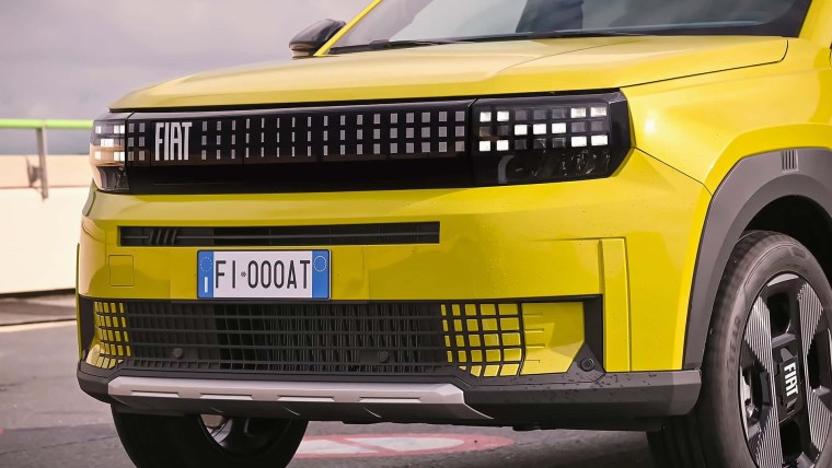 Fiat Grande Panda Türkiye'ye geliyor: Hibrit ve elektrikli motor seçenekleri... 19 fiat grande panda turkiyeye geliyor hibrit ve elektrikli motor secenekleri 18 lqp5kRWi
