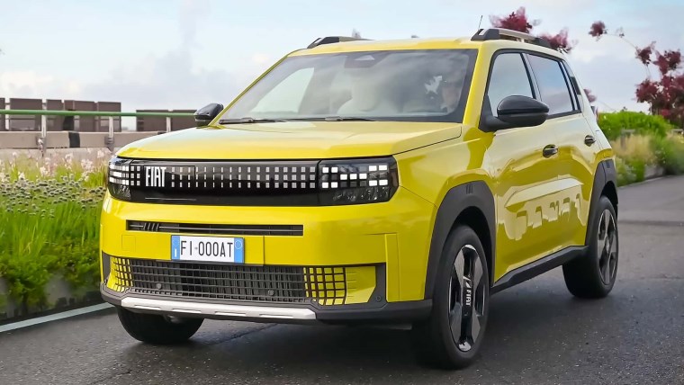 Fiat Grande Panda Türkiye'ye geliyor: Hibrit ve elektrikli motor seçenekleri... 7 fiat grande panda turkiyeye geliyor hibrit ve elektrikli motor secenekleri 6 szpWf8WJ