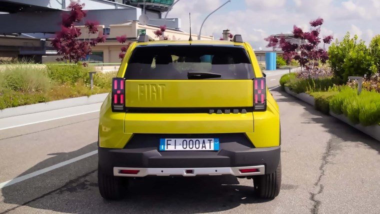 Fiat Grande Panda Türkiye'ye geliyor: Hibrit ve elektrikli motor seçenekleri... 10 fiat grande panda turkiyeye geliyor hibrit ve elektrikli motor secenekleri 9 7rWQuaPz