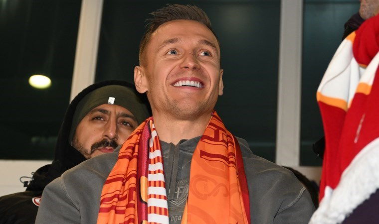 Galatasaray'ın yeni transferi Przemyslaw Frankowski için flaş sözler: 'Buna şok diyebiliriz' 1 galatasarayin yeni transferi przemyslaw frankowski icin flas sozler buna sok diyebiliriz 1Ig4nMBk