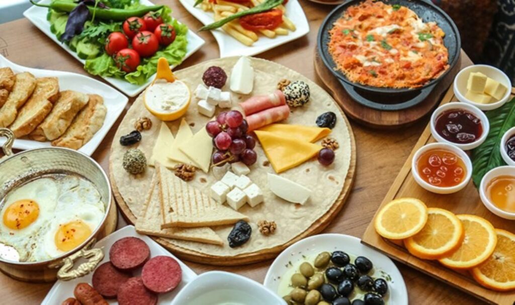 hafta sonu sabahina lezzet katin pazar kahvaltisi icin 6 pratik tarif Lz1zOJCZ