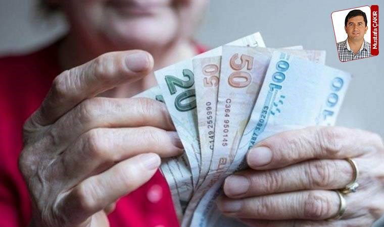 İktidar yetersiz maaşlar yerine ‘3 bin lira’ peşinde: İkramiyeyi bırak düşük aylığa bak 1 iktidar yetersiz maaslar yerine 3 bin lira pesinde ikramiyeyi birak dusuk ayliga bak fp3Gvuv2