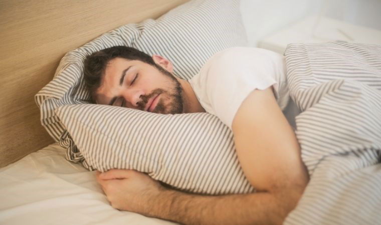 kalp sagligini etkiliyor ruh hali degisikliklerine sebep oluyor uyku apnesi nedir neden olur uyku HIXJMulH
