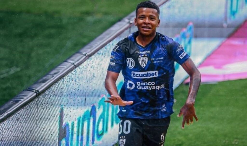 keny arroyo kimdir besiktasin ilk transferi keny arroyo nereli keny arroyo hangi mevkilerde oynuyor giP6NaqS