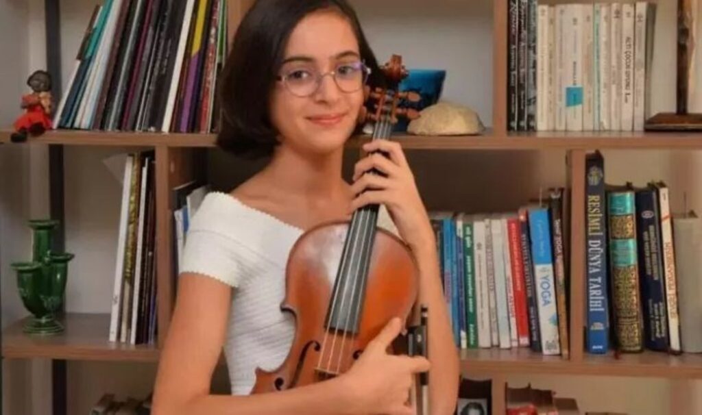 Laçin Akyol kimdir, kaç yaşında? Genç kemancı Laçin Akyol neden öldü? 1 lacin akyol kimdir kac yasinda genc kemanci lacin akyol neden oldu 2IH4PZrv
