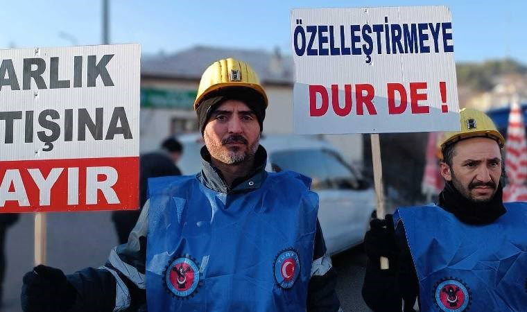 Madencilerin yürüyüşü 3'üncü gününde... 'Bu gelen işçinin ayak sesleri' 2 madencilerin yuruyusu 3uncu gununde bu gelen iscinin ayak sesleri FsMTT38Z