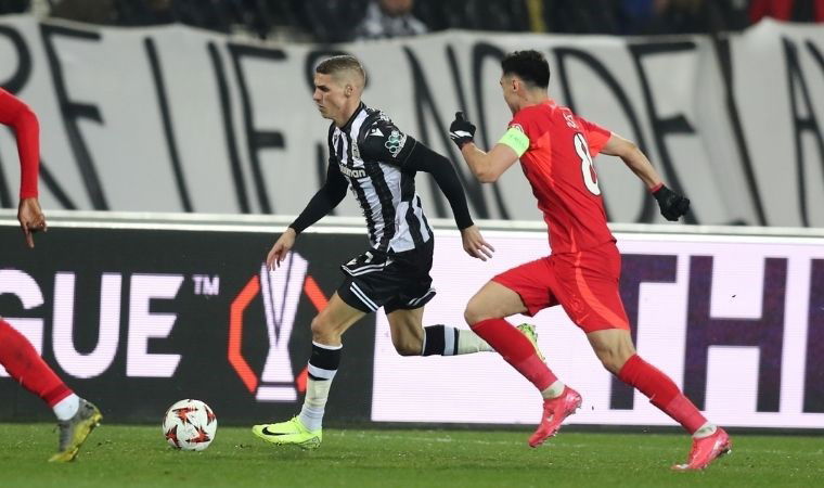 paok 10 kisi kaldi tur icin avantaji kaybetti 3j9vMOO4