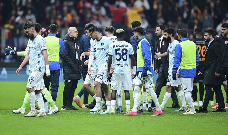 PFDK, Galatasaray – Adana Demirspor maçı hakkındaki kararını açıkladı!