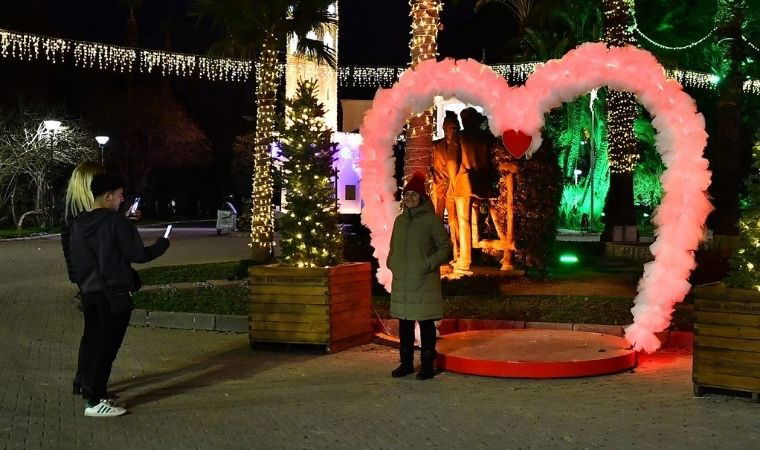 sevgi festivali kapilarini acti
