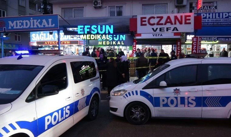 Sevgilisinin 'taciz edildiği' iddiasıyla 3 kişiyi öldürmüş 4 sevgilisinin taciz edildigi iddiasiyla 3 kisiyi oldurmus kSGl6GzK