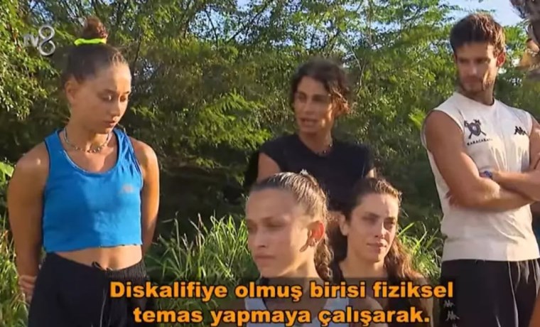 survivorda buyuk kaos oyun alanini aglayarak terk etti 0 TNeY82lM
