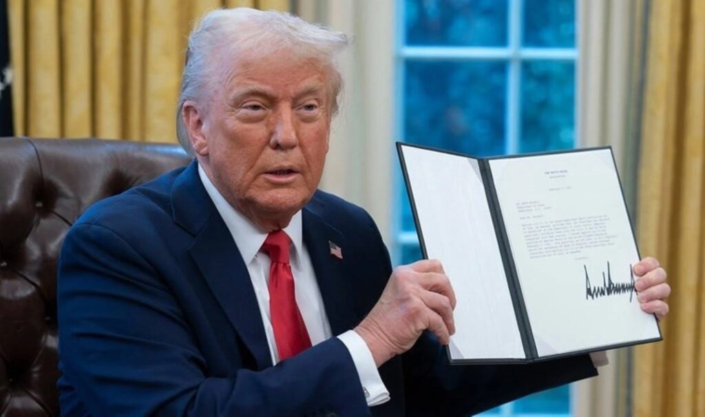 Trump'tan yeni kararname: Spor müsabakalarından men edildiler 3 trumptan yeni kararname spor musabakalarindan men edildiler Ghqj17d8